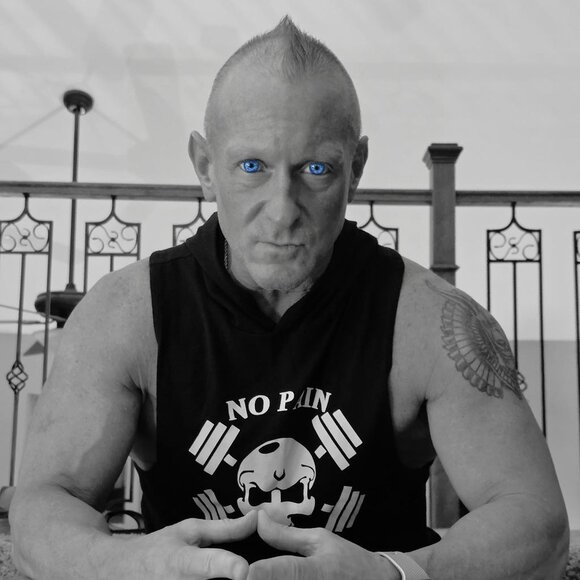 Official live show flyer for @mckjenx - Picture 3 of 16